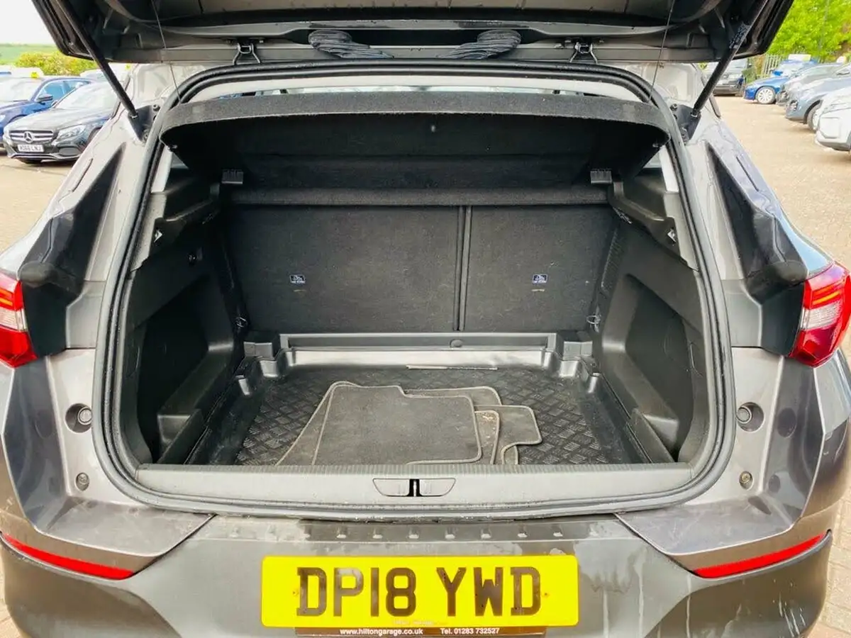 2018-vauxhall-grandland-x-12-se-130ps-big-7