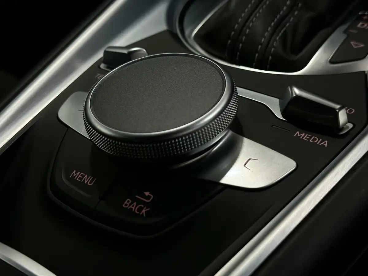 2017-audi-tt-coupe-20-tfsi-quattro-s-line-big-19
