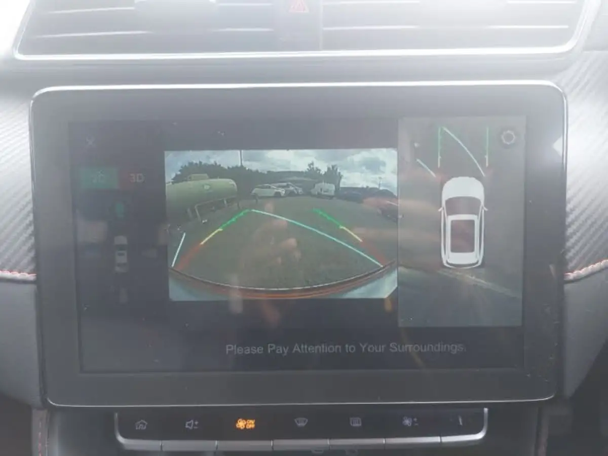 2022-mg-zs-suv-15-vti-tech-exclusive-big-16