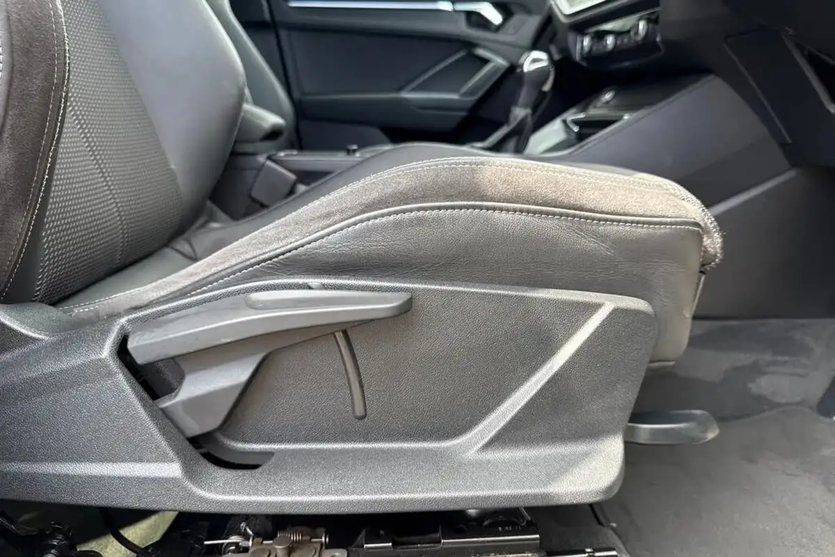 2019-audi-q3-20-40-tfsi-s-line-big-42