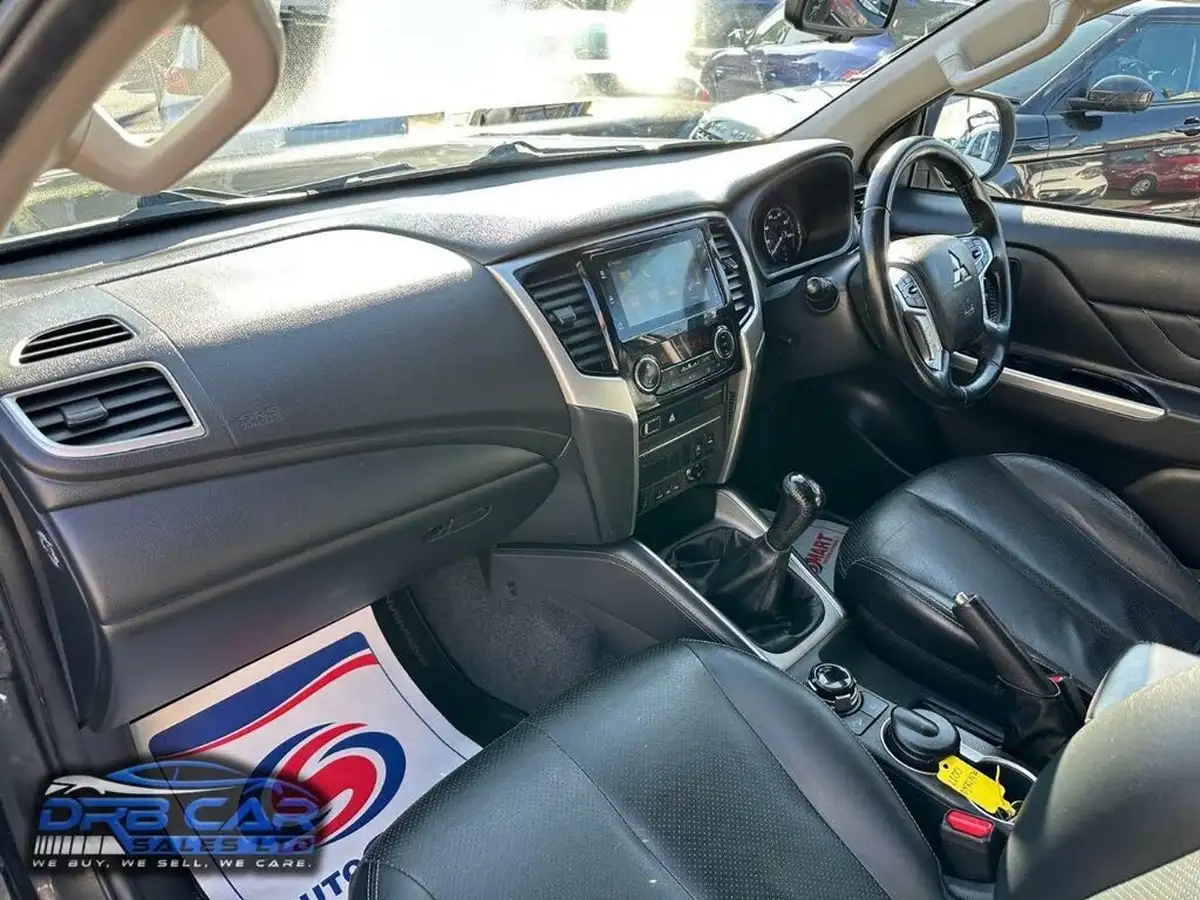 2020-mitsubishi-l200-22di-d-barbarian-big-17