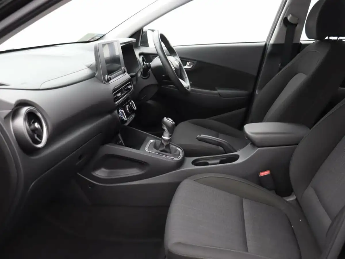 2021-hyundai-kona-10-t-gdi-se-connect-big-12