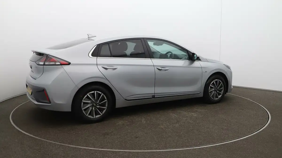 2020-hyundai-ioniq-e-premium-se-electric-100kw-big-53