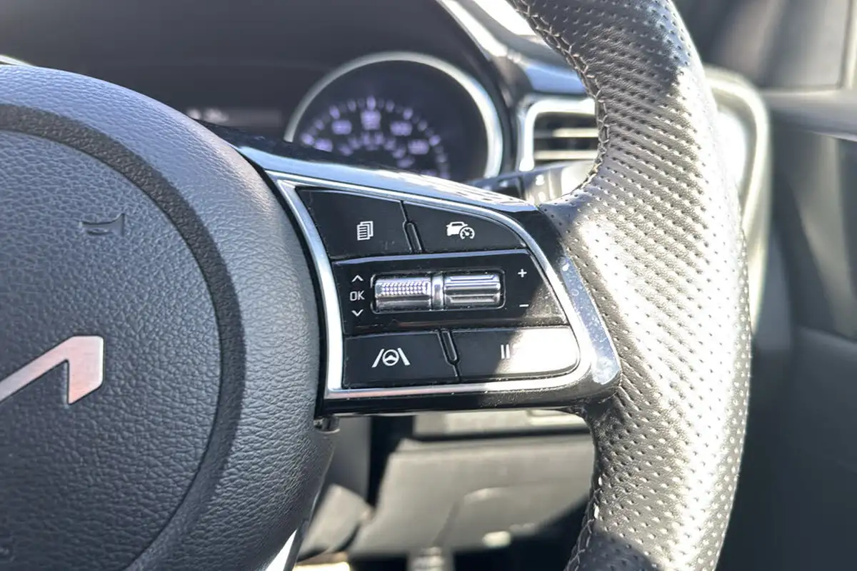 2023-kia-pro-ceed-15-t-gdi-gt-line-158bhp-big-17