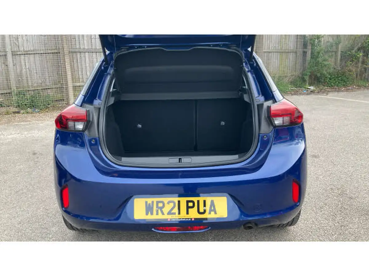 2021-vauxhall-corsa-12i-se-big-3