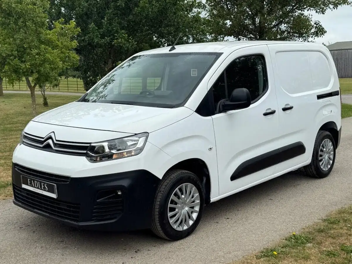 2021-citroen-berlingo-15bluehdi-650-enterprise-ss-big-1