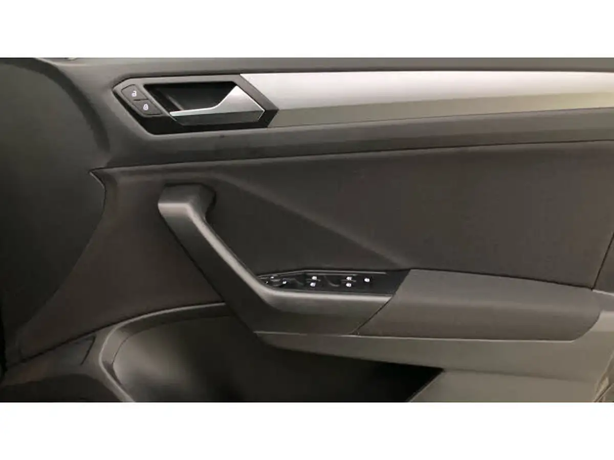 2024-volkswagen-t-roc-10-tsi-life-115ps-big-18
