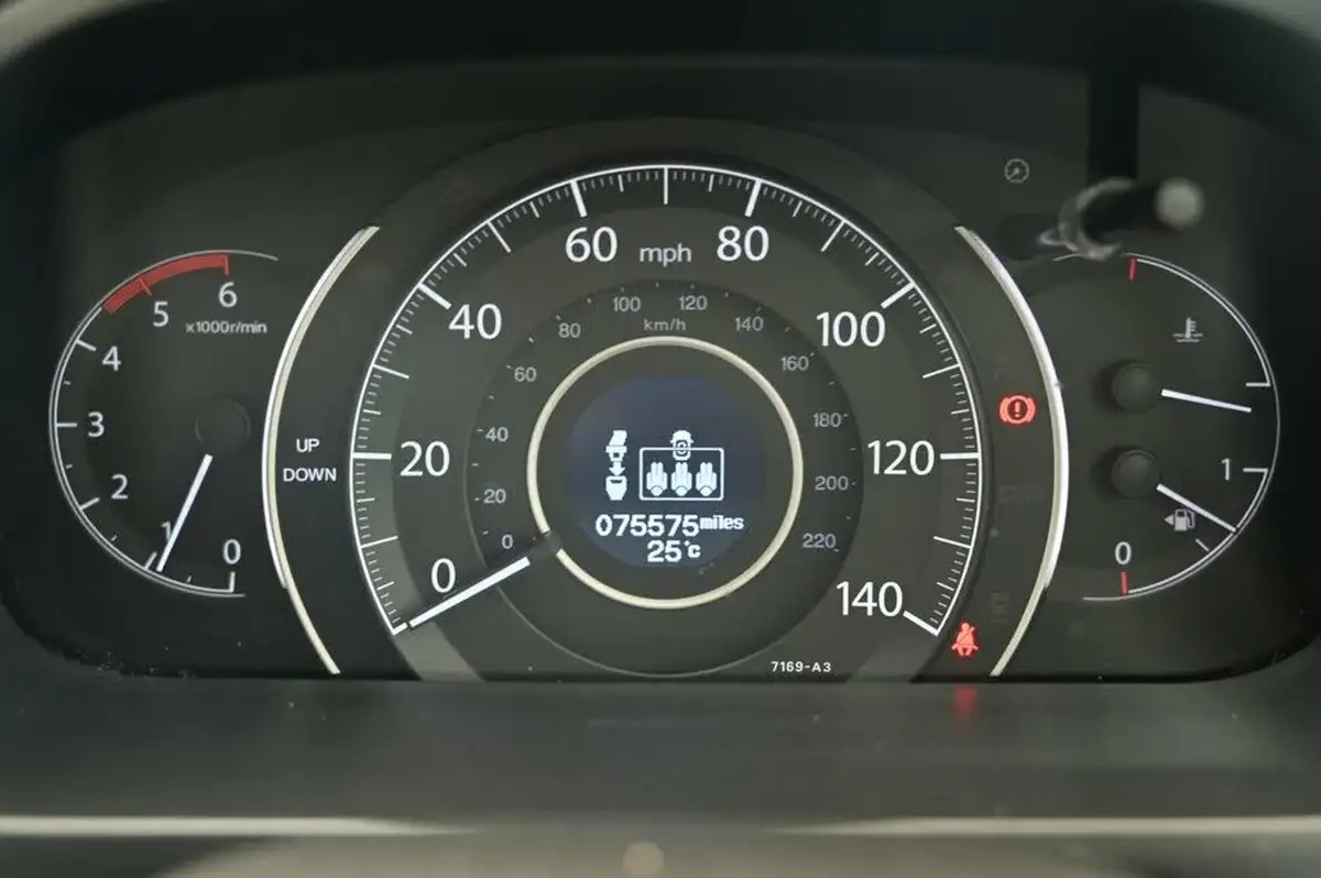 2017-honda-cr-v-16i-dtec-black-edition-big-20
