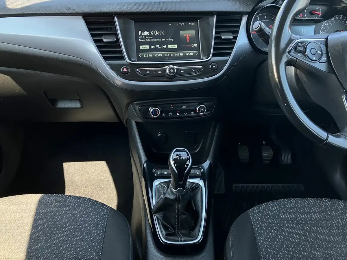 2021-vauxhall-crossland-12i-se-big-19