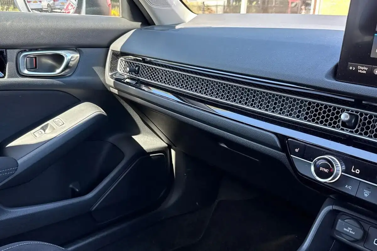 2022-honda-civic-20-i-mmd-elegance-big-35