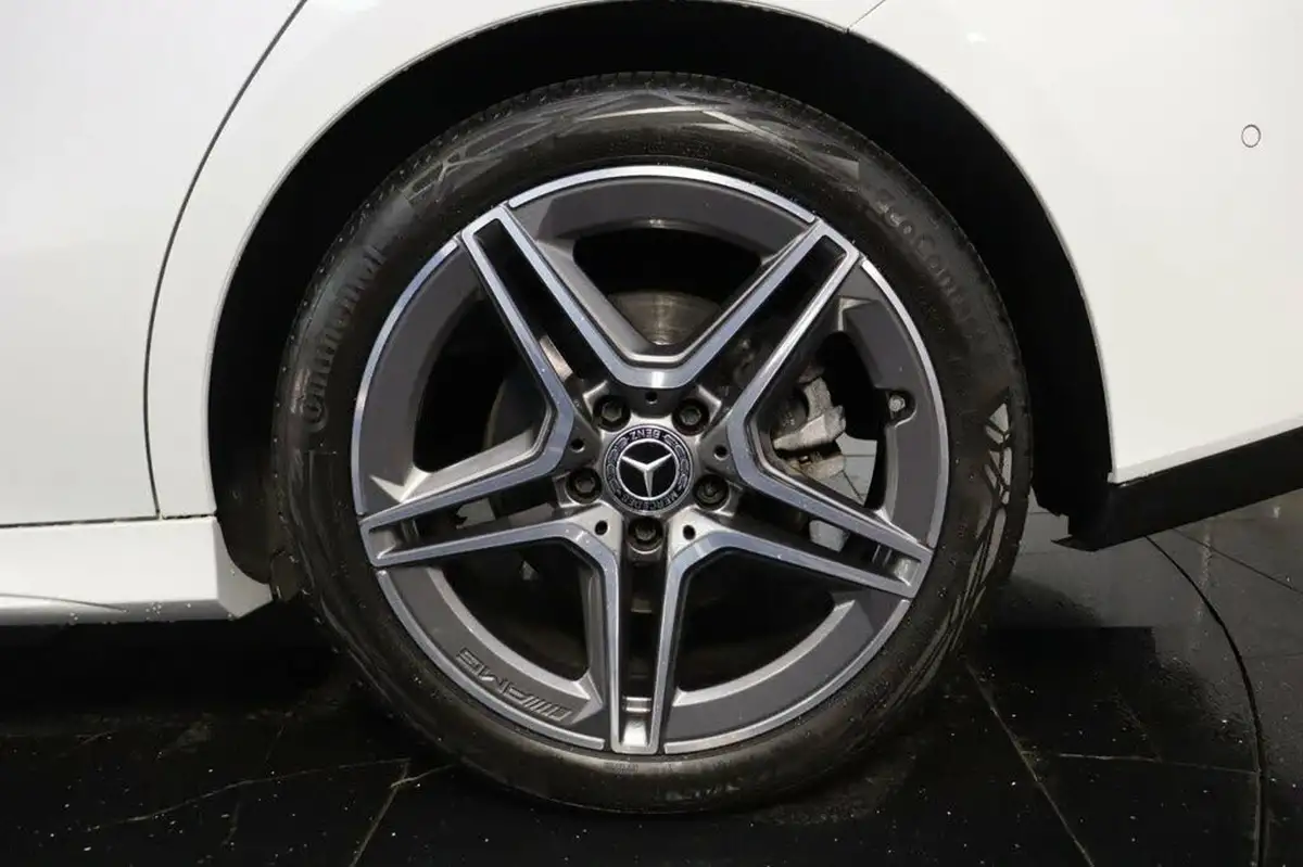2022-mercedes-benz-cla-13-cla-180-amg-line-premium-shooting-brake-5d-big-39