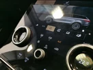 2022-land-rover-range-rover-velar-20-d200-velar-small-27