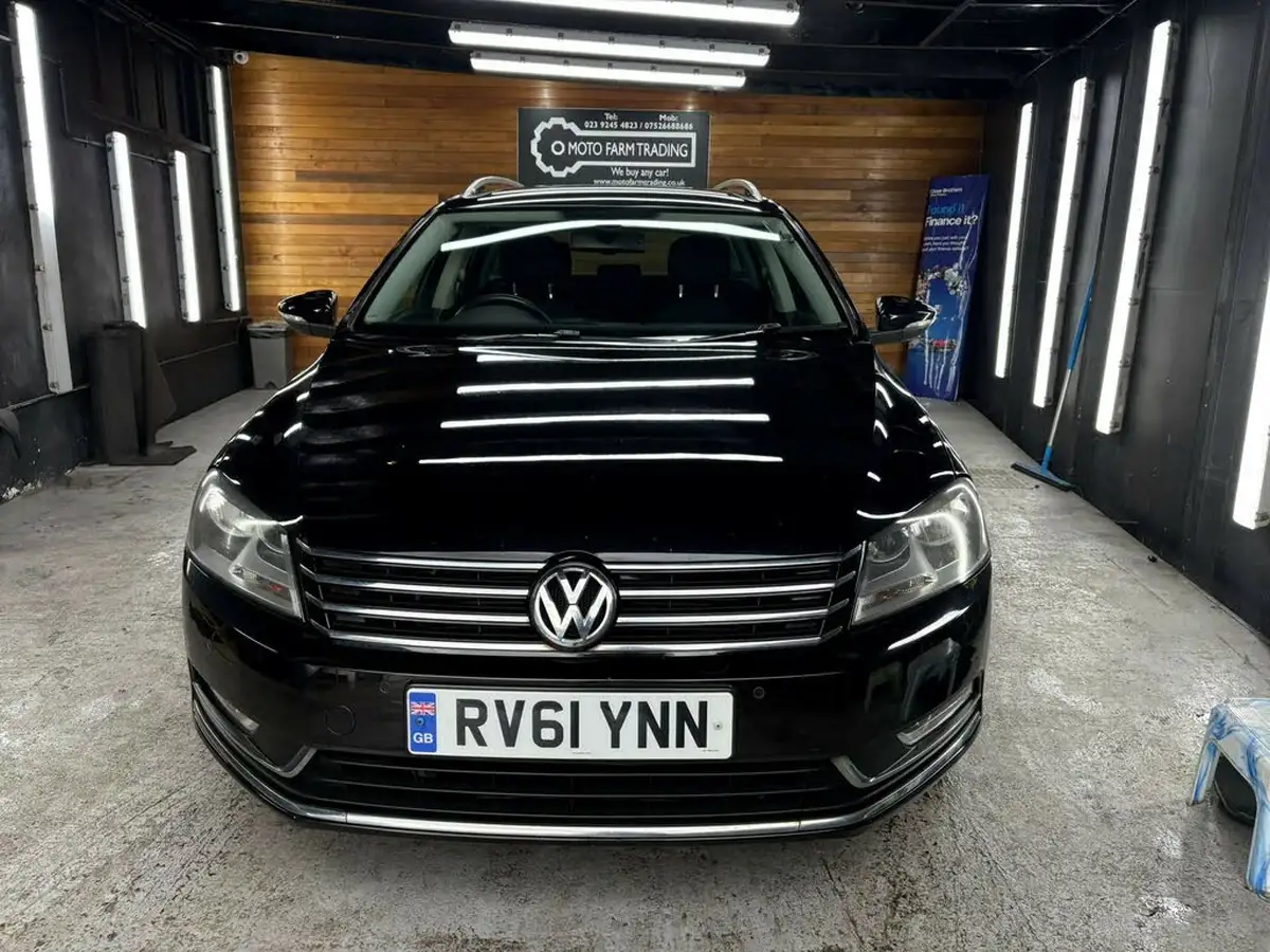 2011-volkswagen-passat-20td-sport-170ps-saloon-4d-big-1
