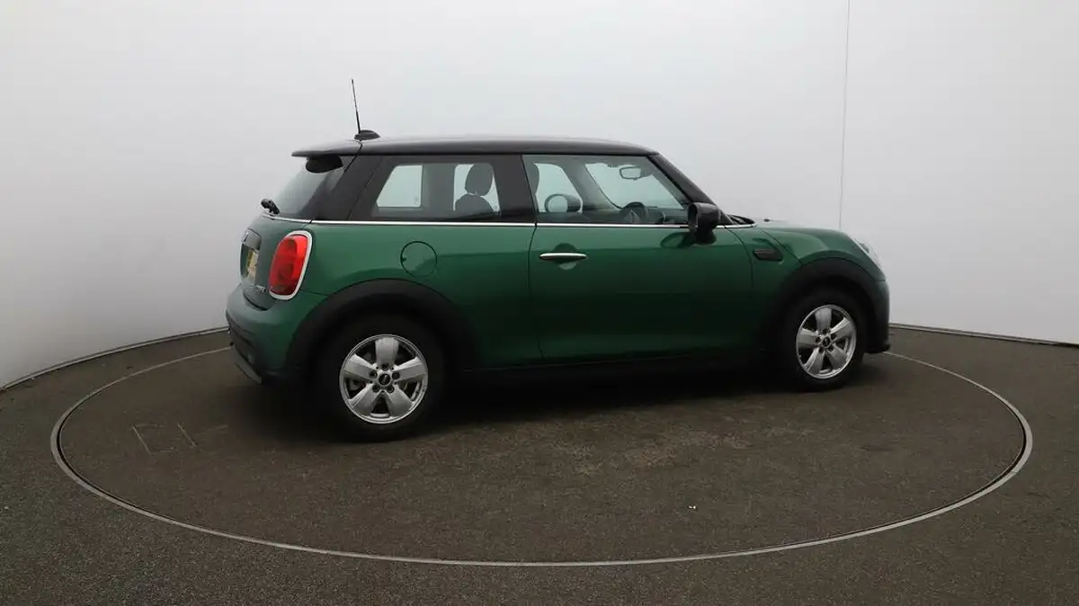 2022-mini-cooper-15-cooper-classic-hatchback-3d-auto-big-47