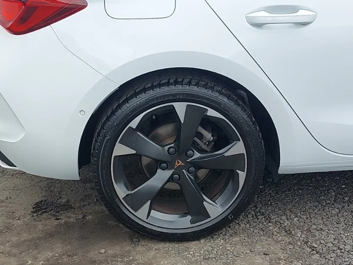 2024-cupra-formentor-15-tsi-v2-dsg-big-11