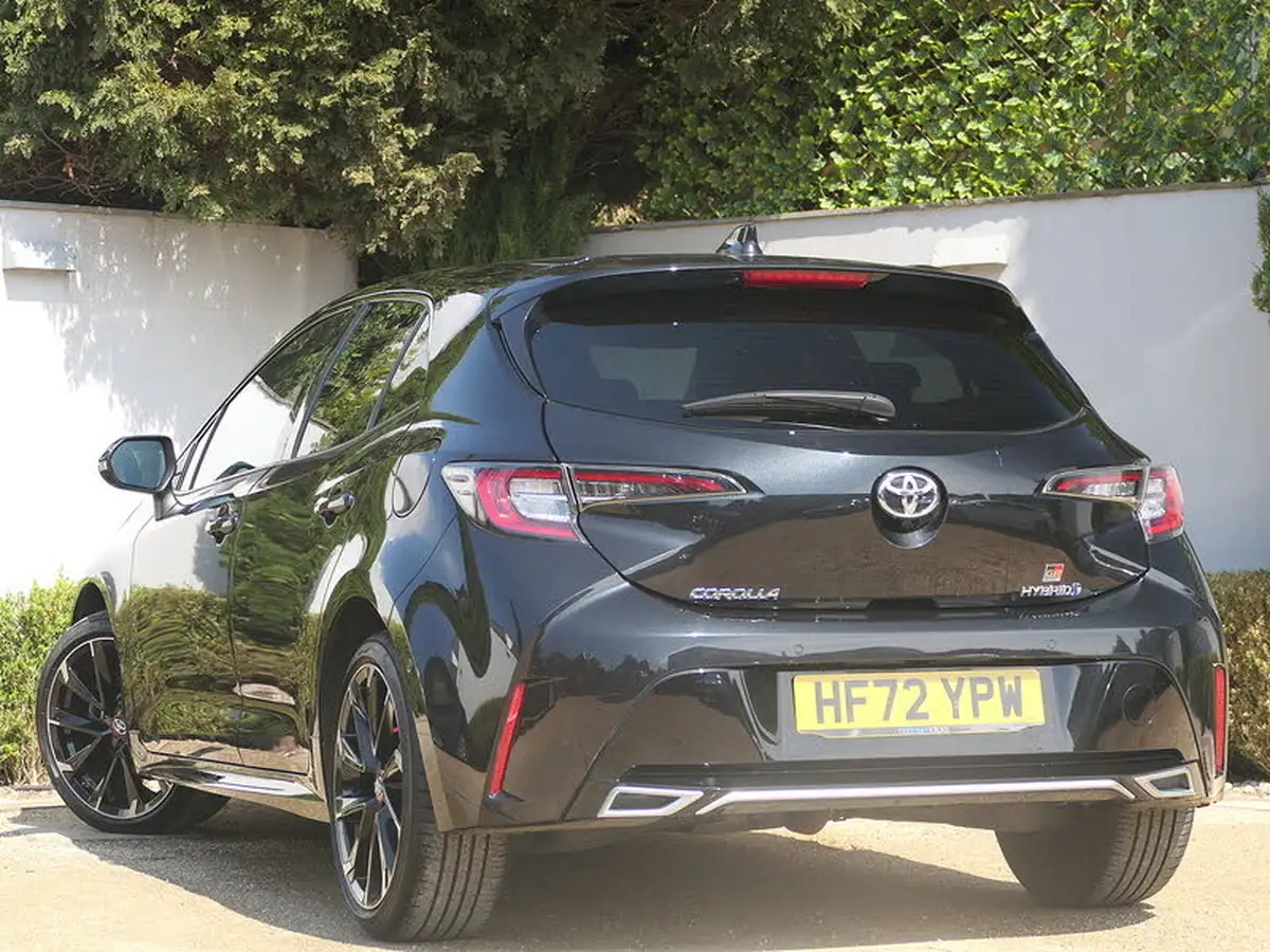 2023-toyota-corolla-18-vvt-i-gr-sport-138bhp-hatchback-big-1
