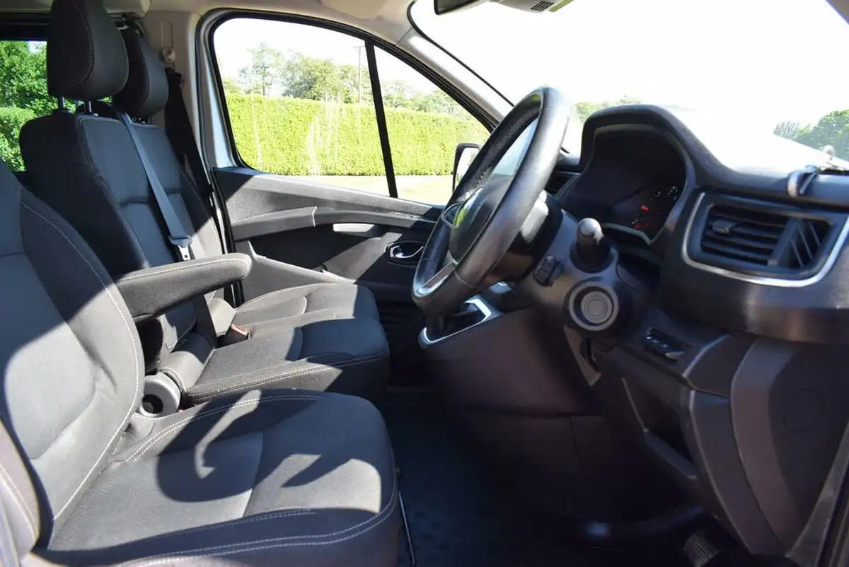 2023-renault-trafic-20dci-ll30-170-sport-crew-edc-auto-big-9