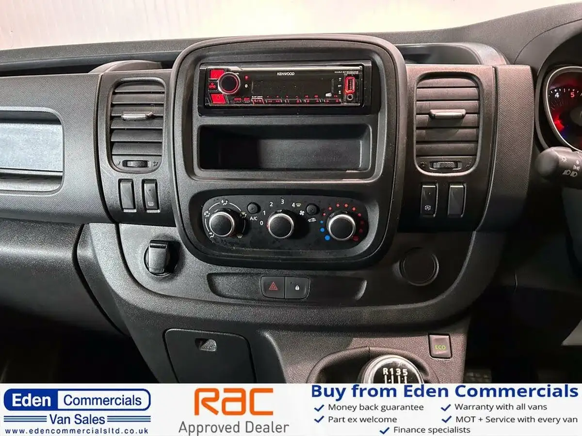 2021-renault-trafic-20dci-ll30-energy-120-business-panel-big-17