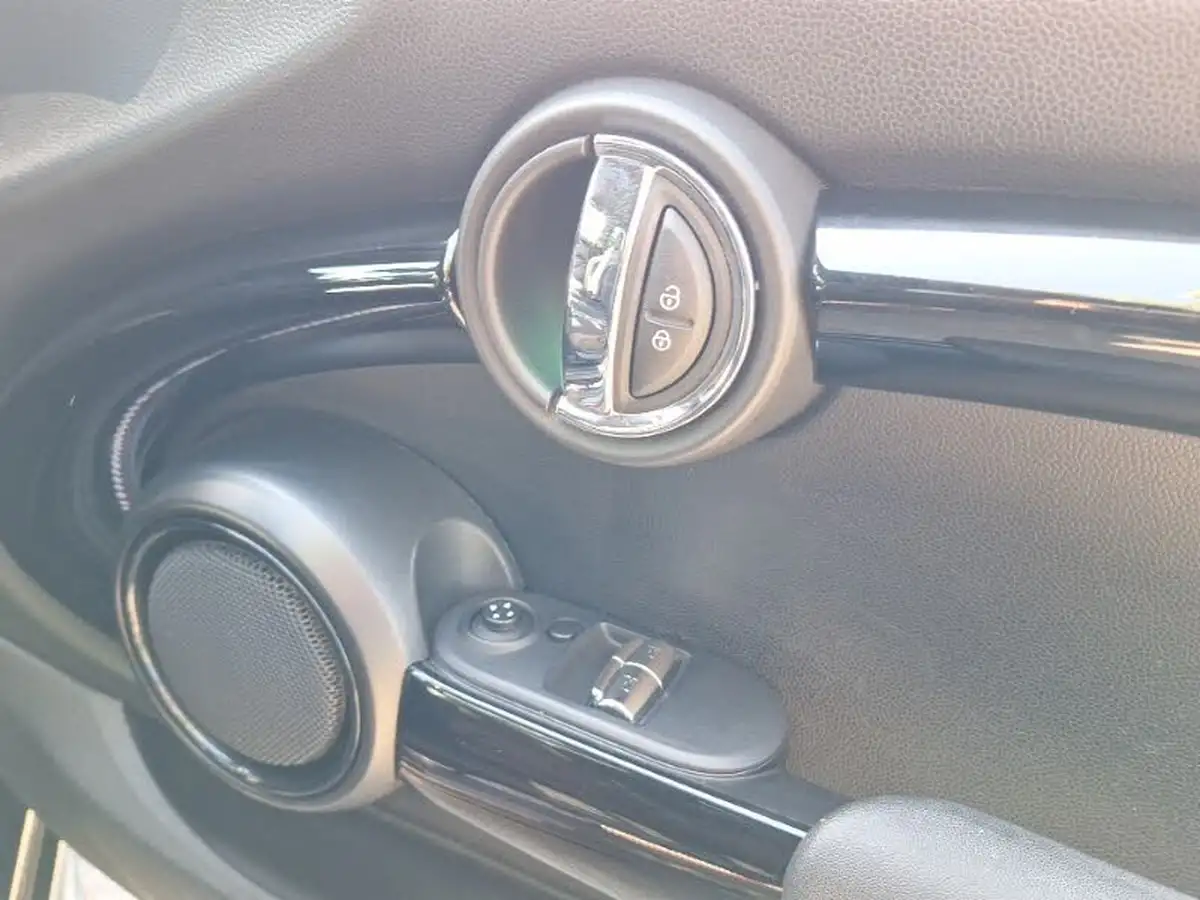 2019-mini-cooper-20-cooper-s-sport-189bhp-hatchback-3d-auto-big-11