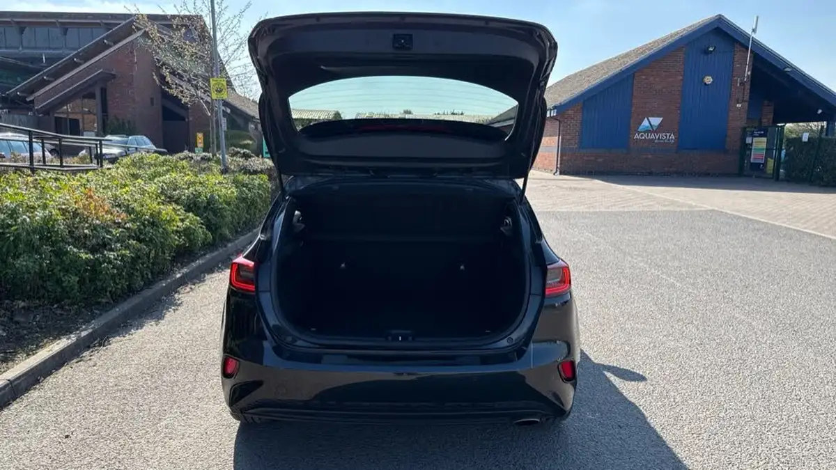 2019-kia-ceed-14-t-gdi-3-hatchback-big-7