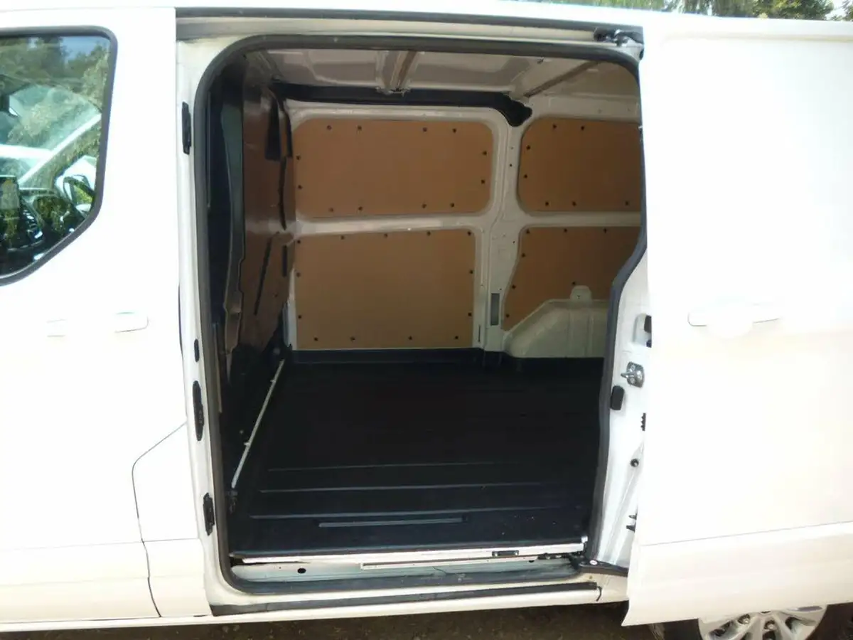 2023-ford-transit-custom-20tdci-300-l1h1-limited-130pseu6d-panel-van-1997cc-big-25