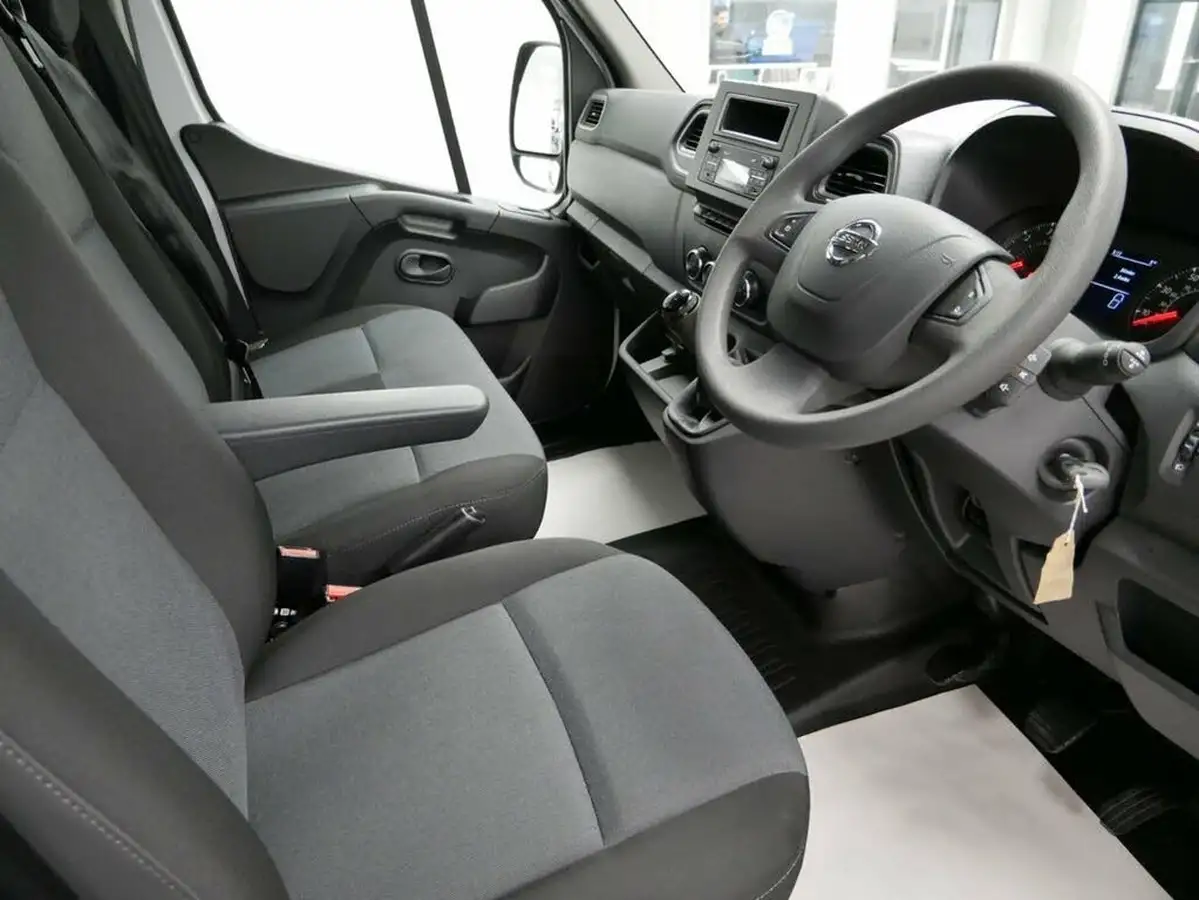 2024-nissan-interstar-23dci-f35-l2h2-acenta-150pseu6d-big-16