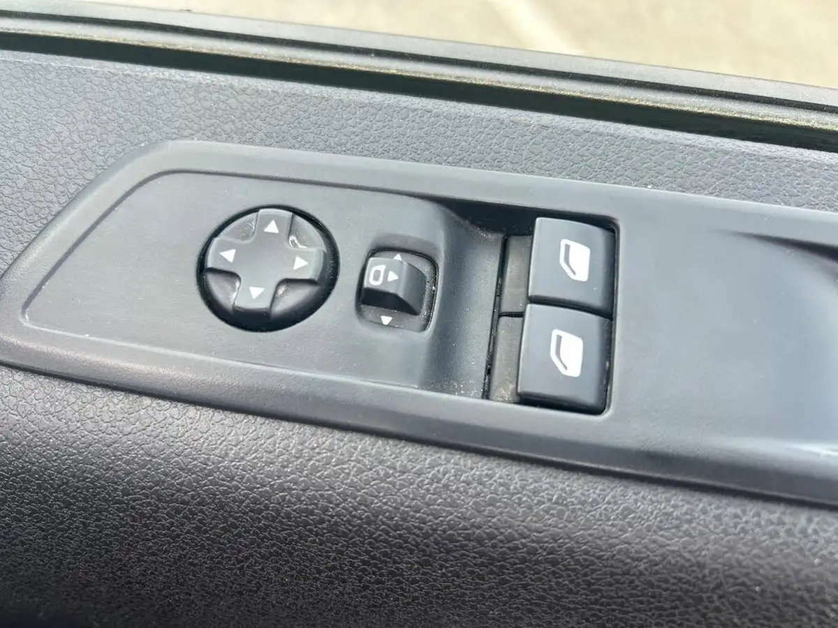 2023-peugeot-expert-15-bluehdi-asphalt-premium-long-1000-big-16