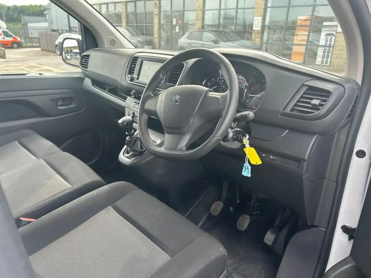 2023-peugeot-expert-15-bluehdi-asphalt-premium-long-1000-big-40