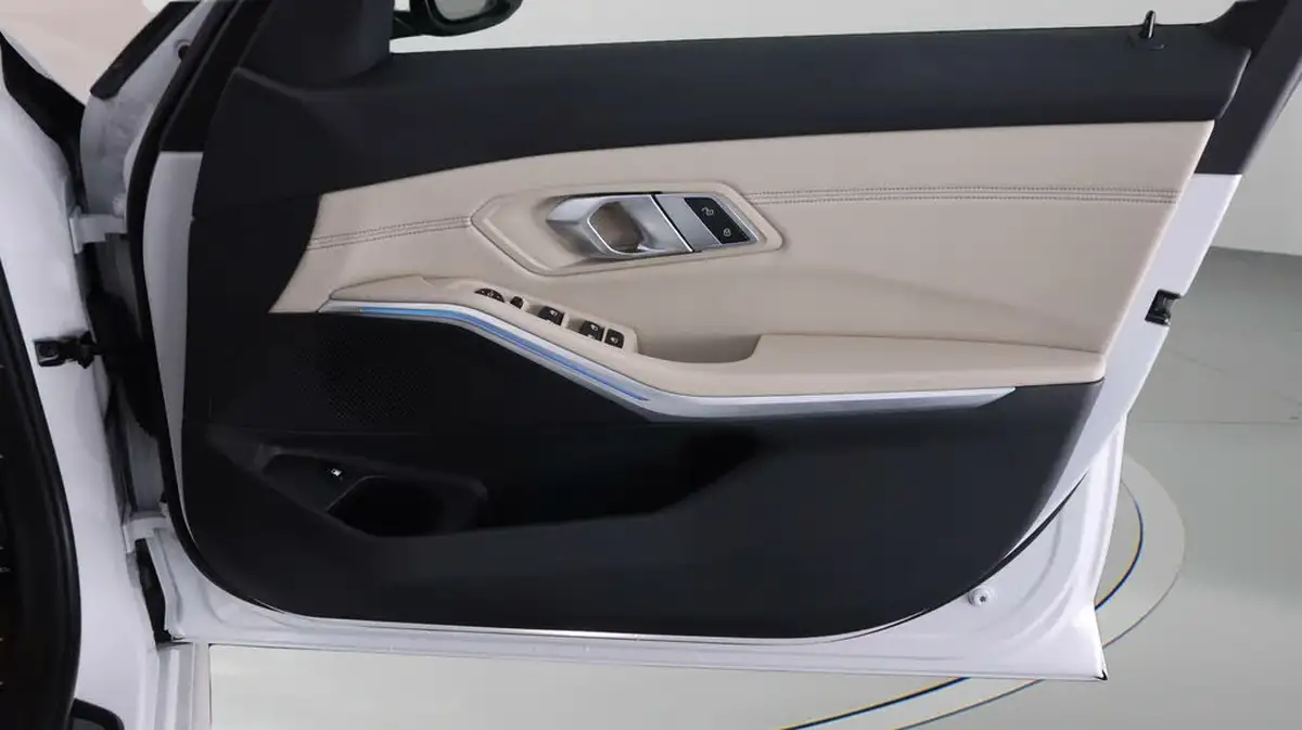 2022-bmw-3-series-20-330e-m-sport-pro-pack-saloon-4d-big-14