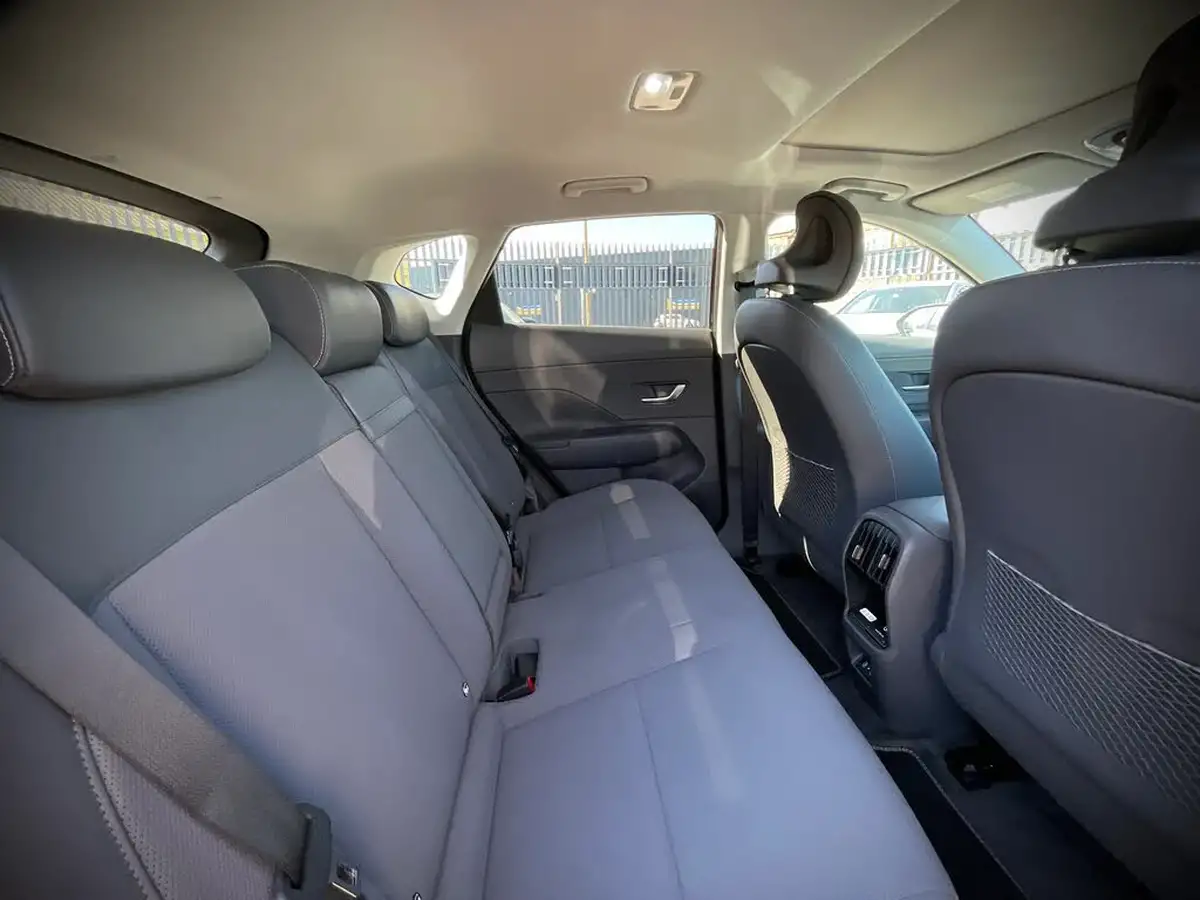 2024-hyundai-kona-e-ultimate-218ps-65kwh-big-10