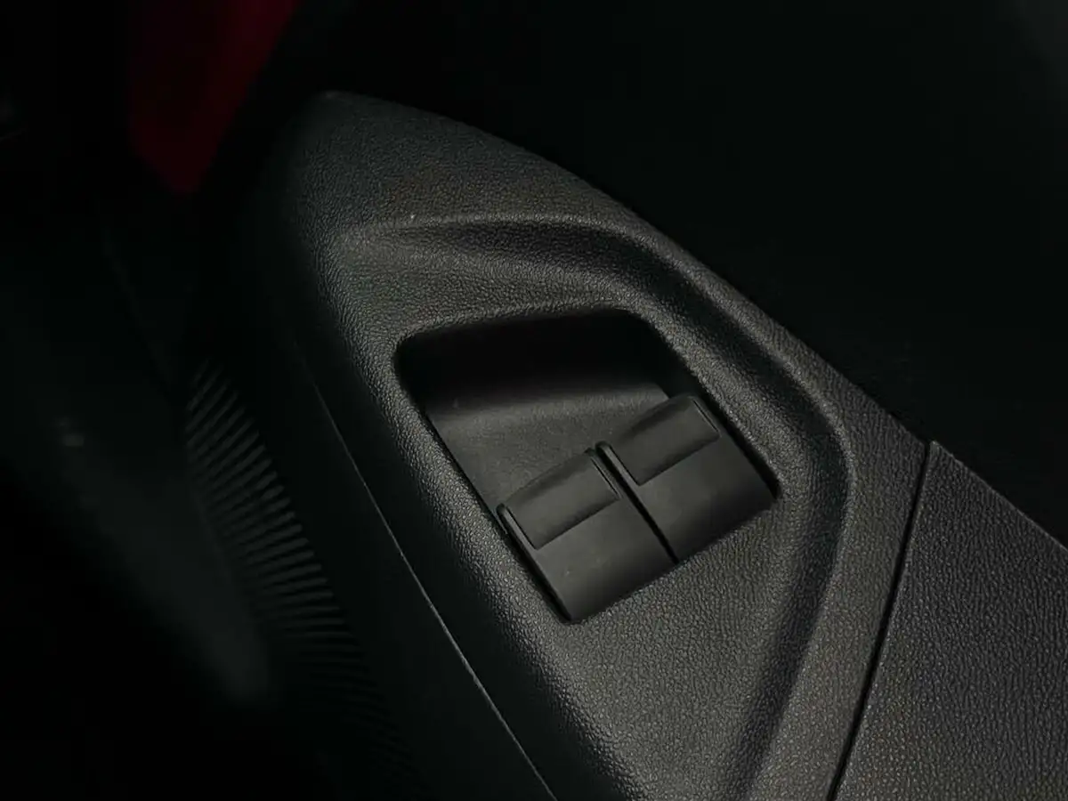 2017-toyota-aygo-10-vvt-i-x-style-71bhp-x-shift-big-27