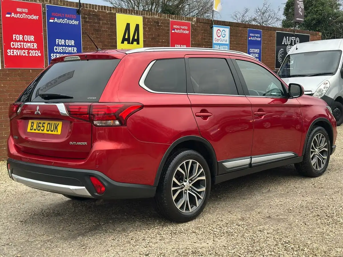 2015-mitsubishi-outlander-22di-d-gx3-7st-auto-big-5