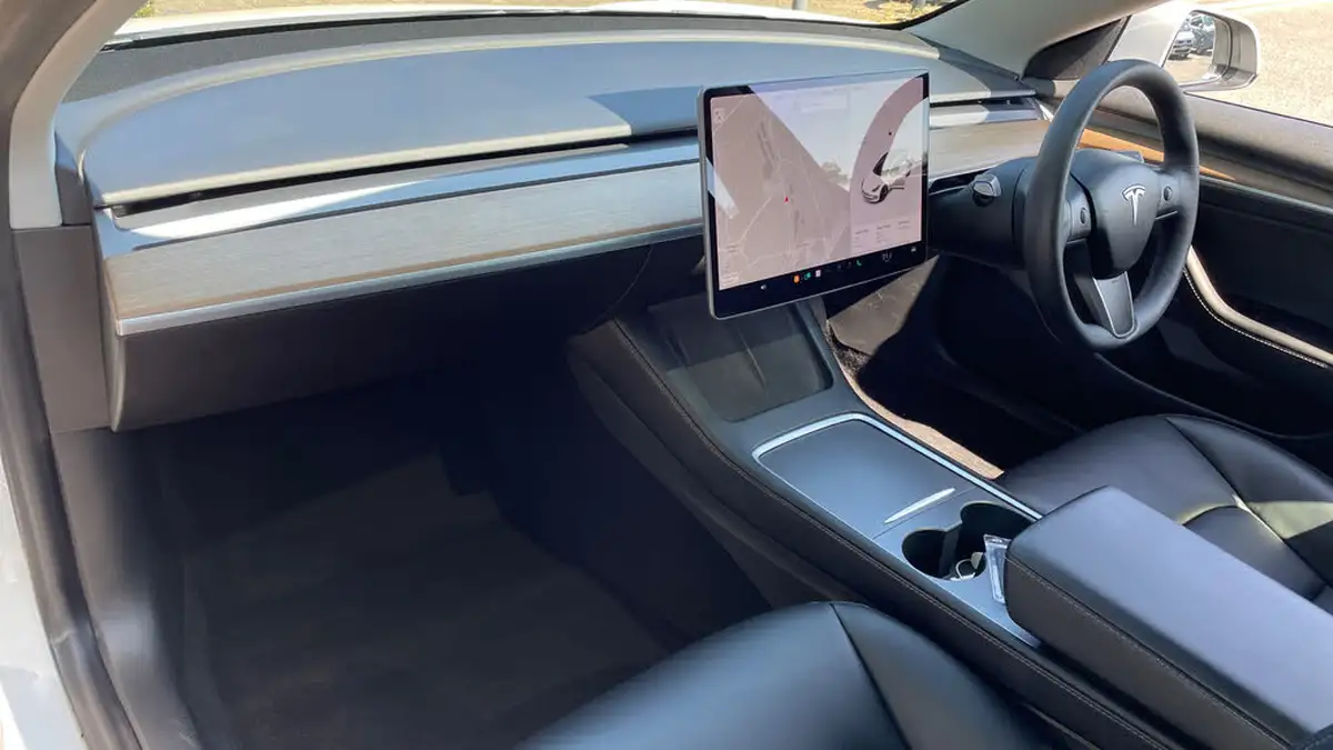2021-tesla-model-3-e-long-range-4x4-big-9