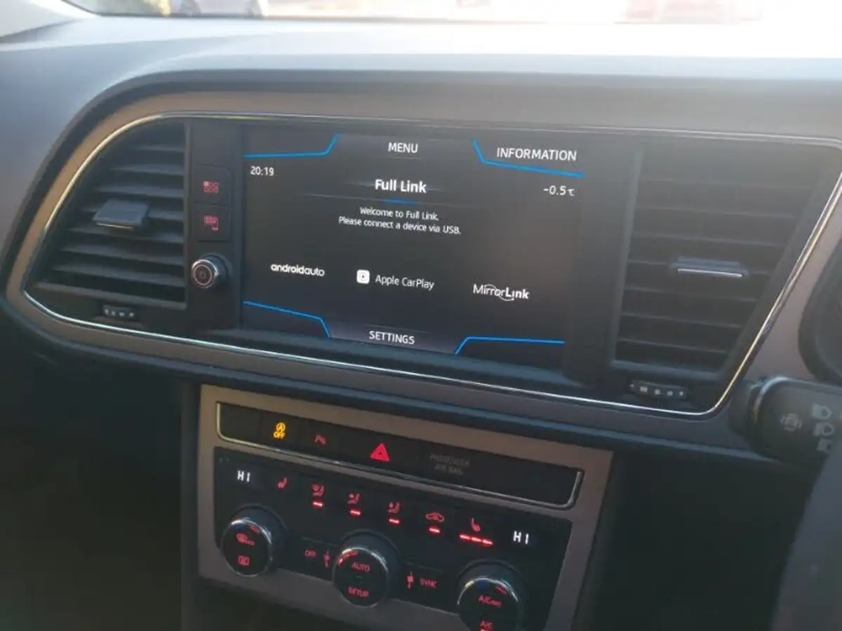 2019-seat-leon-15-tsi-evo-xcellence-lux-150ps-estate-dsg-big-17
