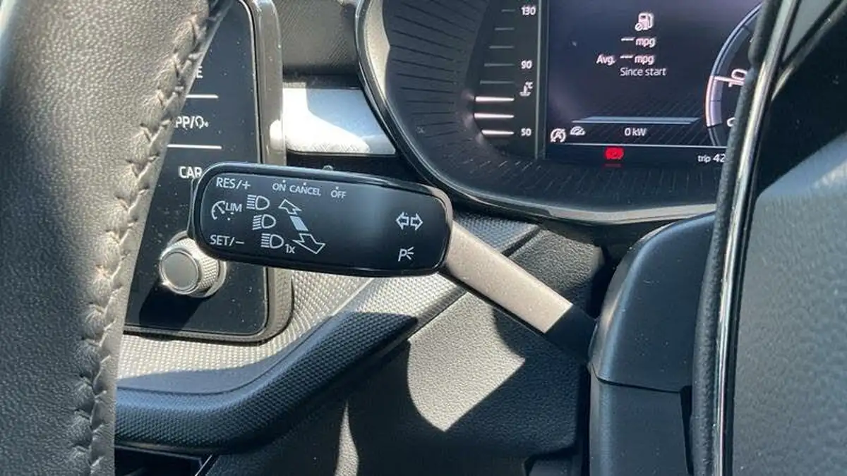 2023-skoda-fabia-10-tsi-colour-edition-110ps-big-20