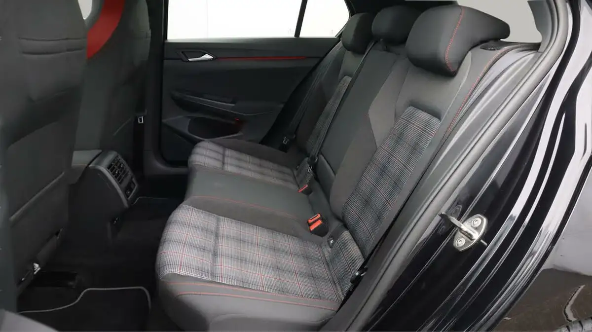 2021-volkswagen-golf-20-tsi-gti-dsg-big-16