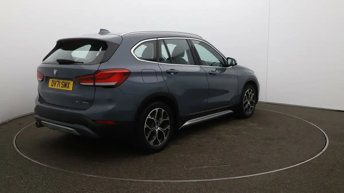 2021-bmw-x1-15-xdrive-25e-phev-xline-big-53