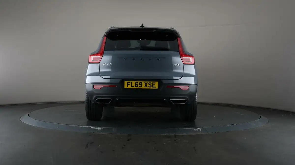 2019-volvo-xc40-20-t5-r-design-big-31