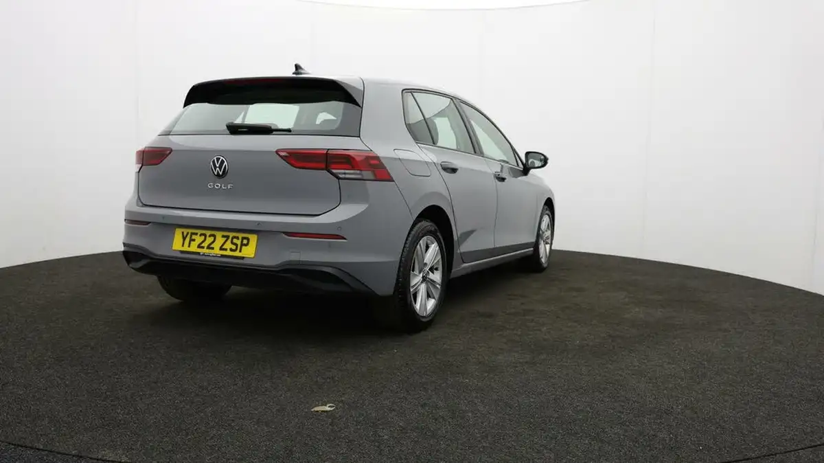 2022-volkswagen-golf-20tdi-life-hatchback-big-74