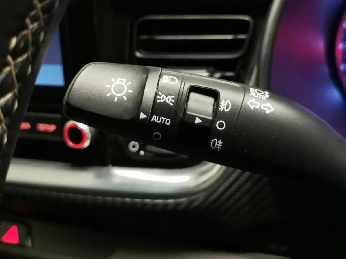 2022-kia-stonic-10-t-gdi-gt-line-118bhp-48v-big-20