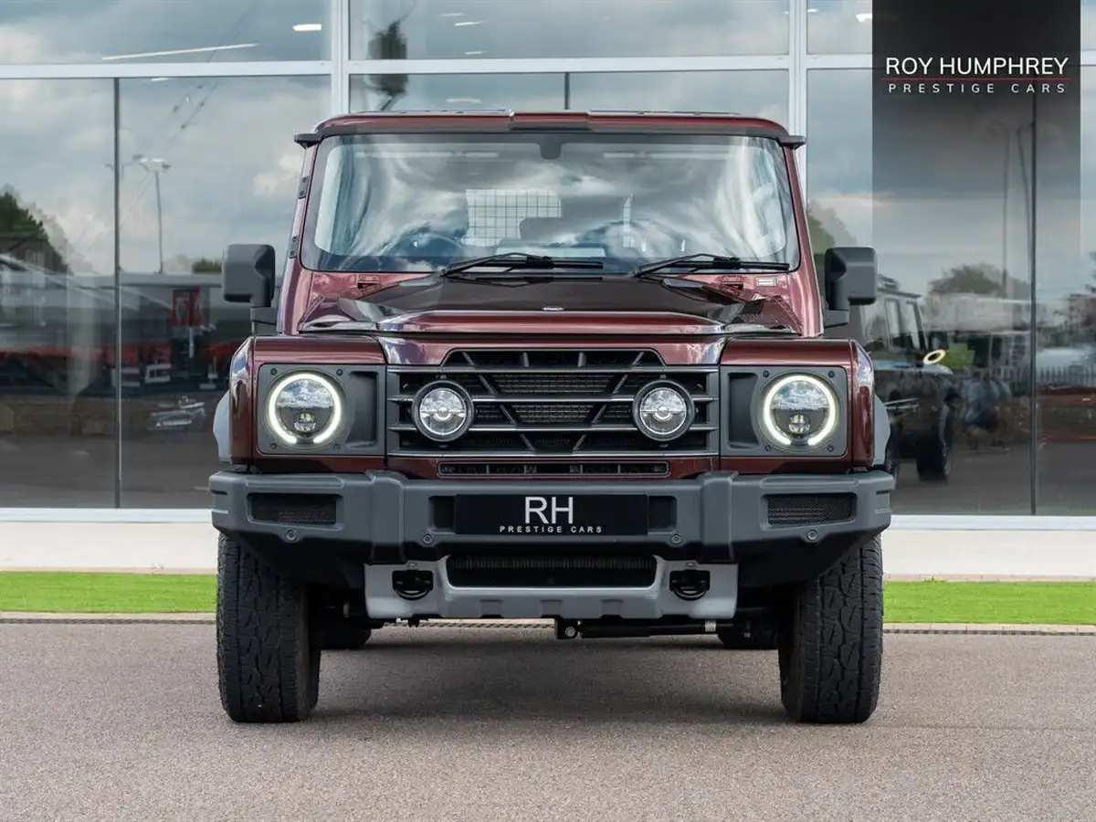 2024-ineos-grenadier-30-286pseu6d2-seat-commercial-panel-van-big-3