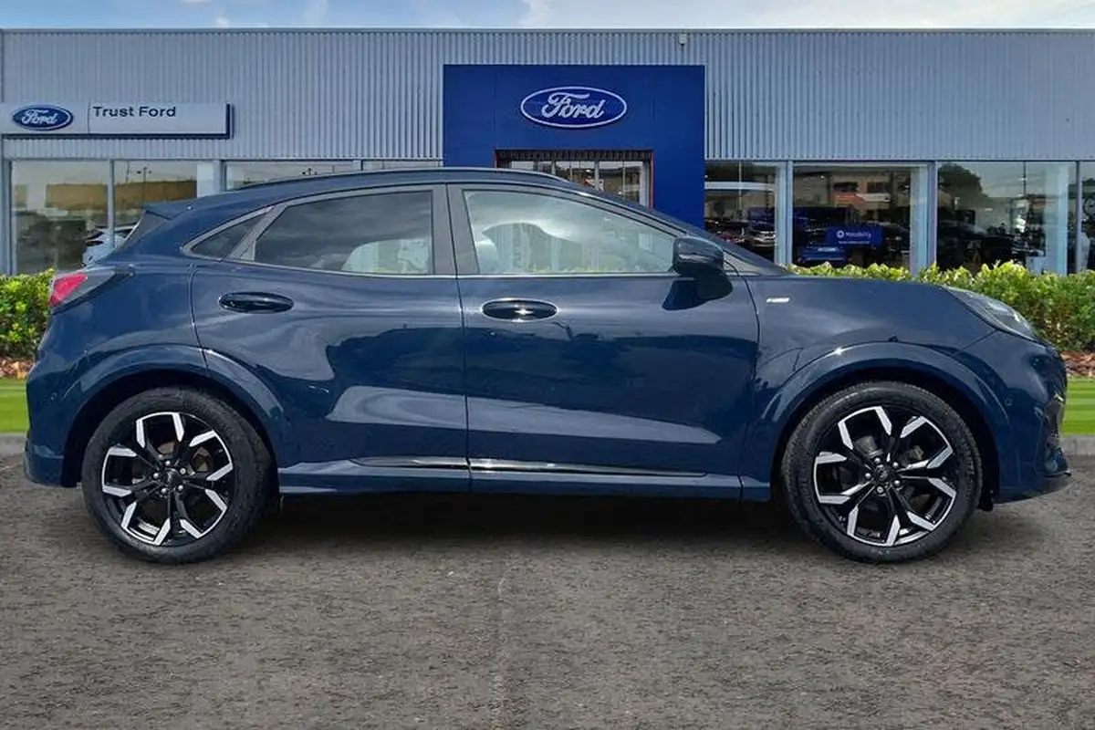 2022-ford-puma-suv-10-st-line-x-125ps-big-2