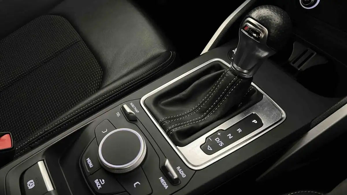 2018-audi-q2-20-tfsi-s-line-big-19