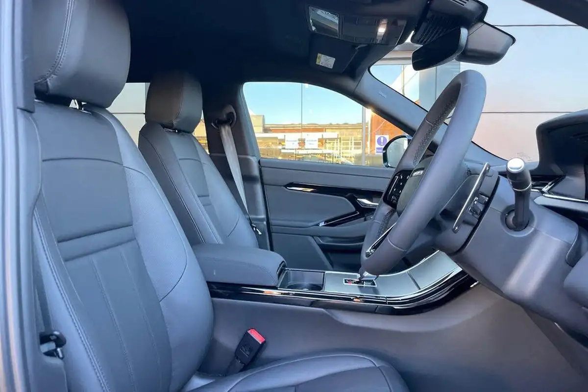 2024-land-rover-range-rover-evoque-20-d200-dynamic-se-big-16