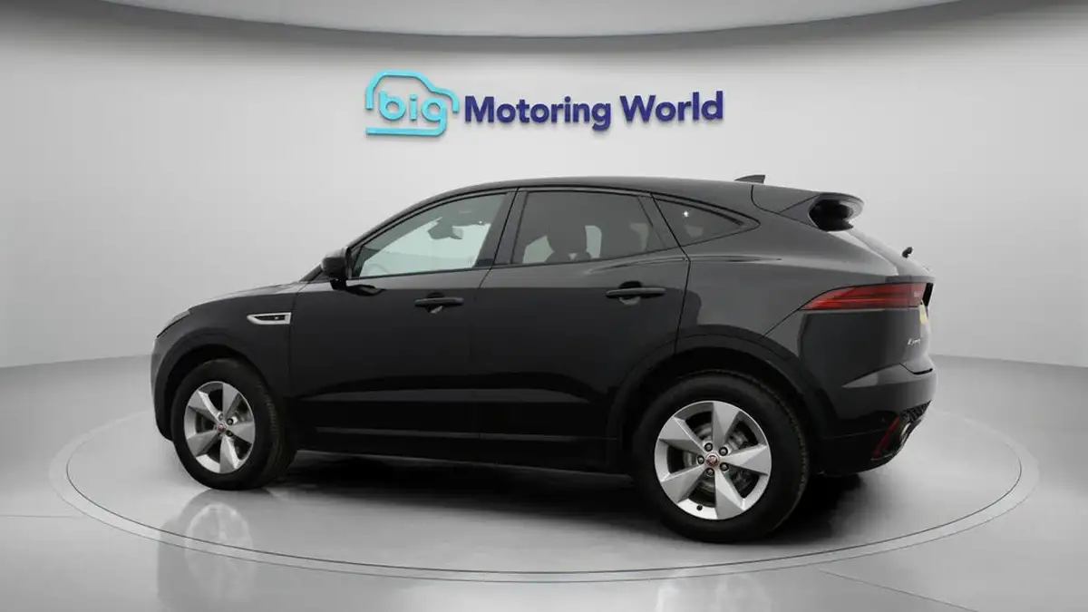 2020-jaguar-e-pace-20-i4d-r-dynamic-s-180ps-awd-auto-big-5