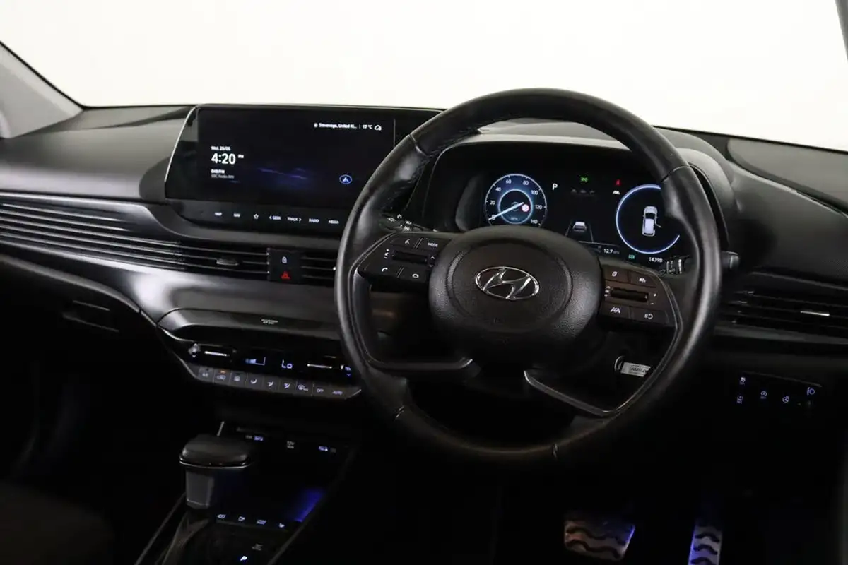 2023-hyundai-bayon-10-t-gdi-premium-100ps-dct-big-14