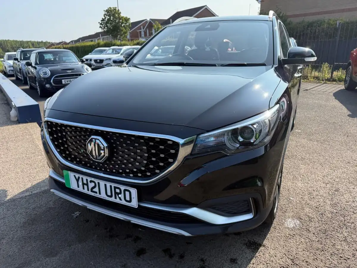 2021-mg-zs-suv-e-exclusive-ev-big-6