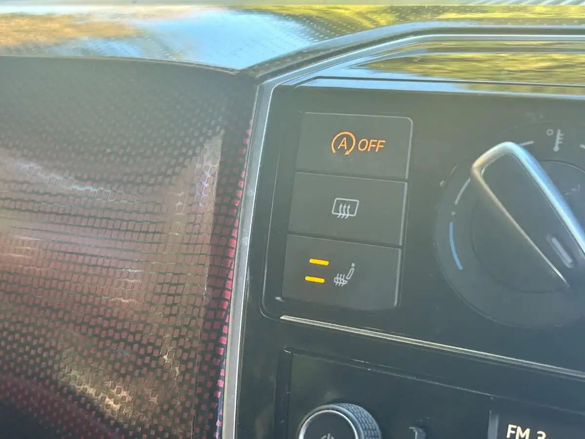 2019-volkswagen-up-10-gti-3d-big-15