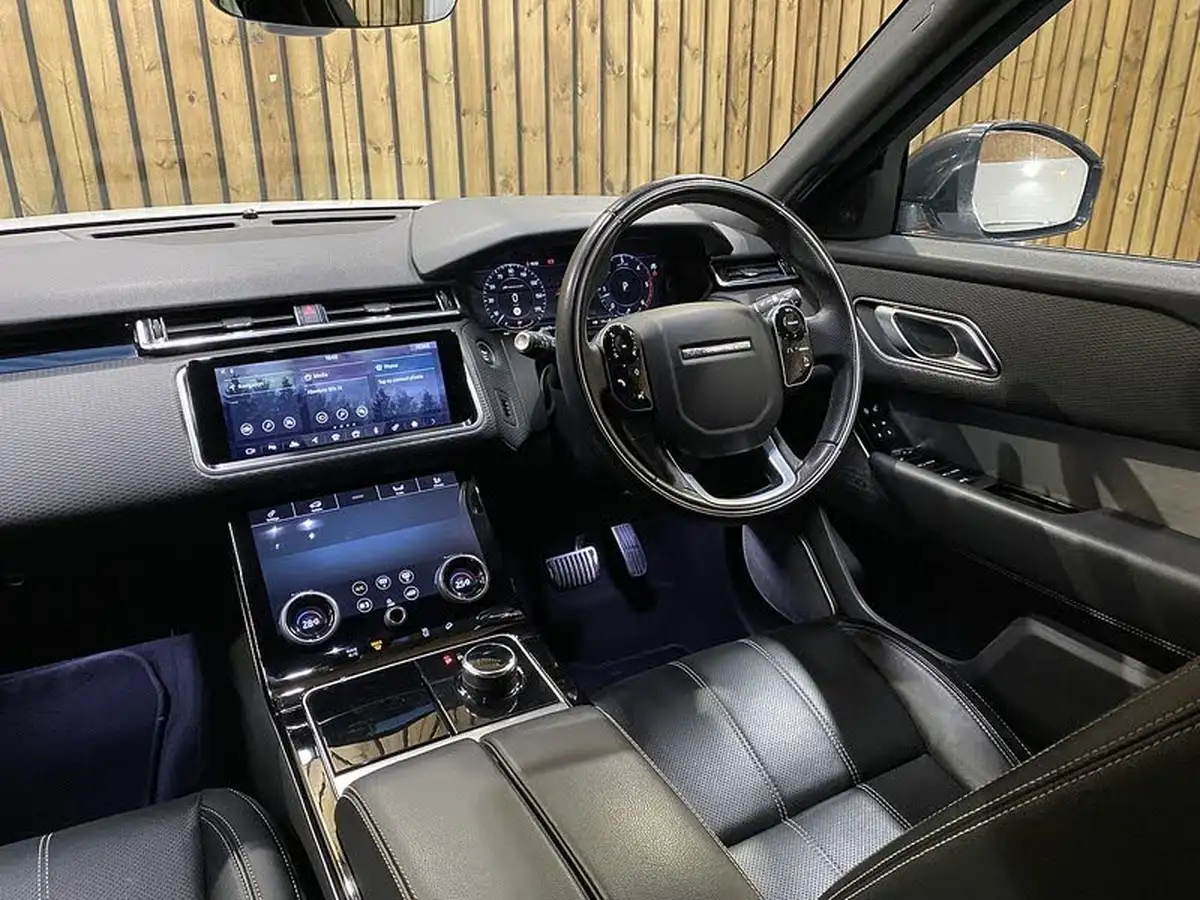 2018-land-rover-range-rover-velar-30-d300-r-dynamic-se-ss-big-4