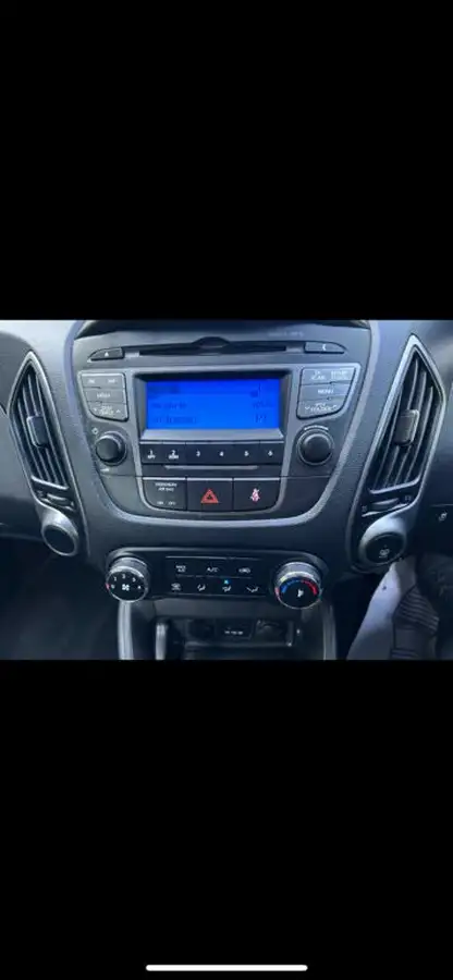 2014-hyundai-ix35-16-s-big-11